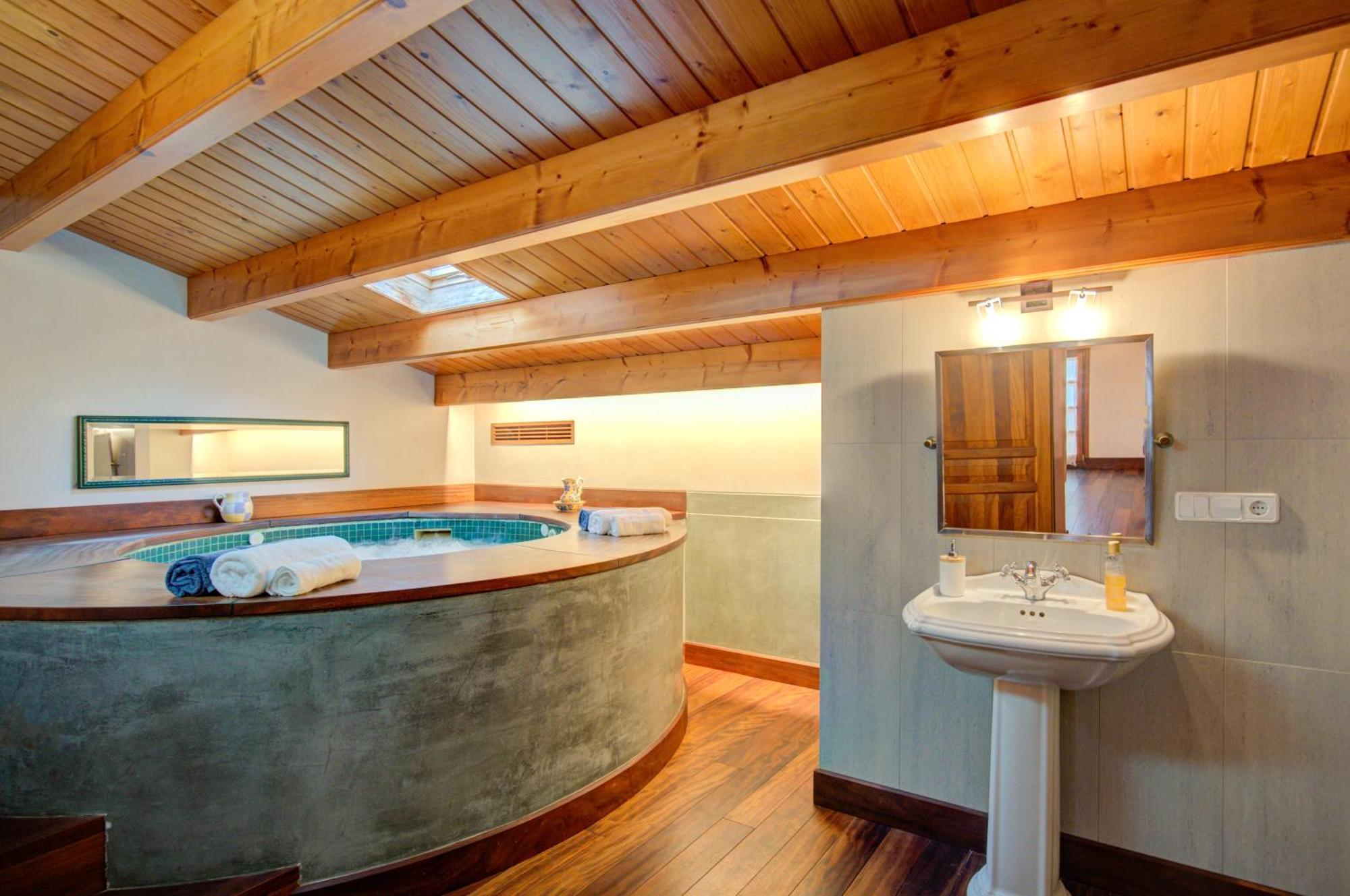 Casa Boutique Xalam " Piscina Climatizada, Jacuzzi, Billar " Villa Sant Lluis Exterior photo